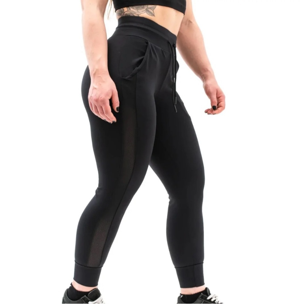 NIB: A7 Women's Flexure Joggers - Night Black